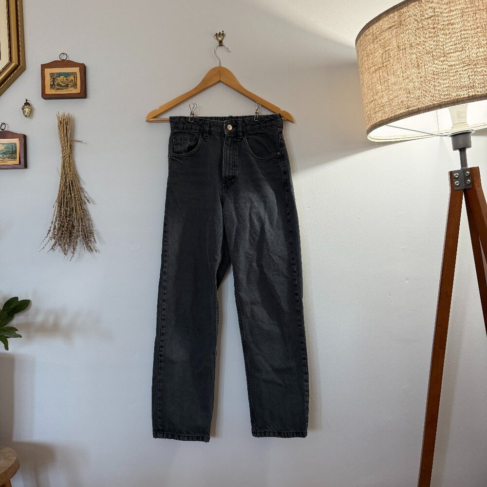 Zara High Waisted Denim "Mom Fit" Jeans 24" Grey / Black Faded Wash